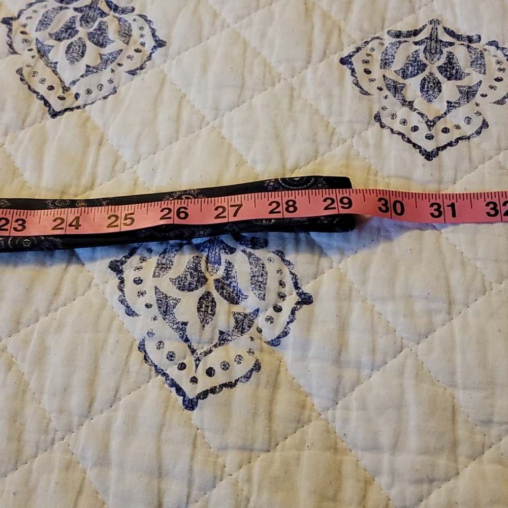 Vintage Unbranded 100% Silk Tie 3"x58" - Picture 4 of 4